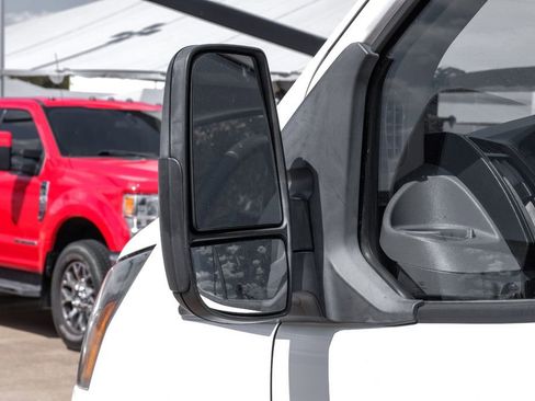 Used 2018 Ford Transit 250 148 Low Roof image 38