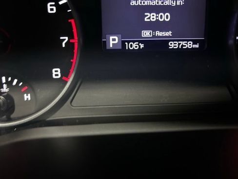 Used 2023 Kia Seltos EX AWD/4WD image 15