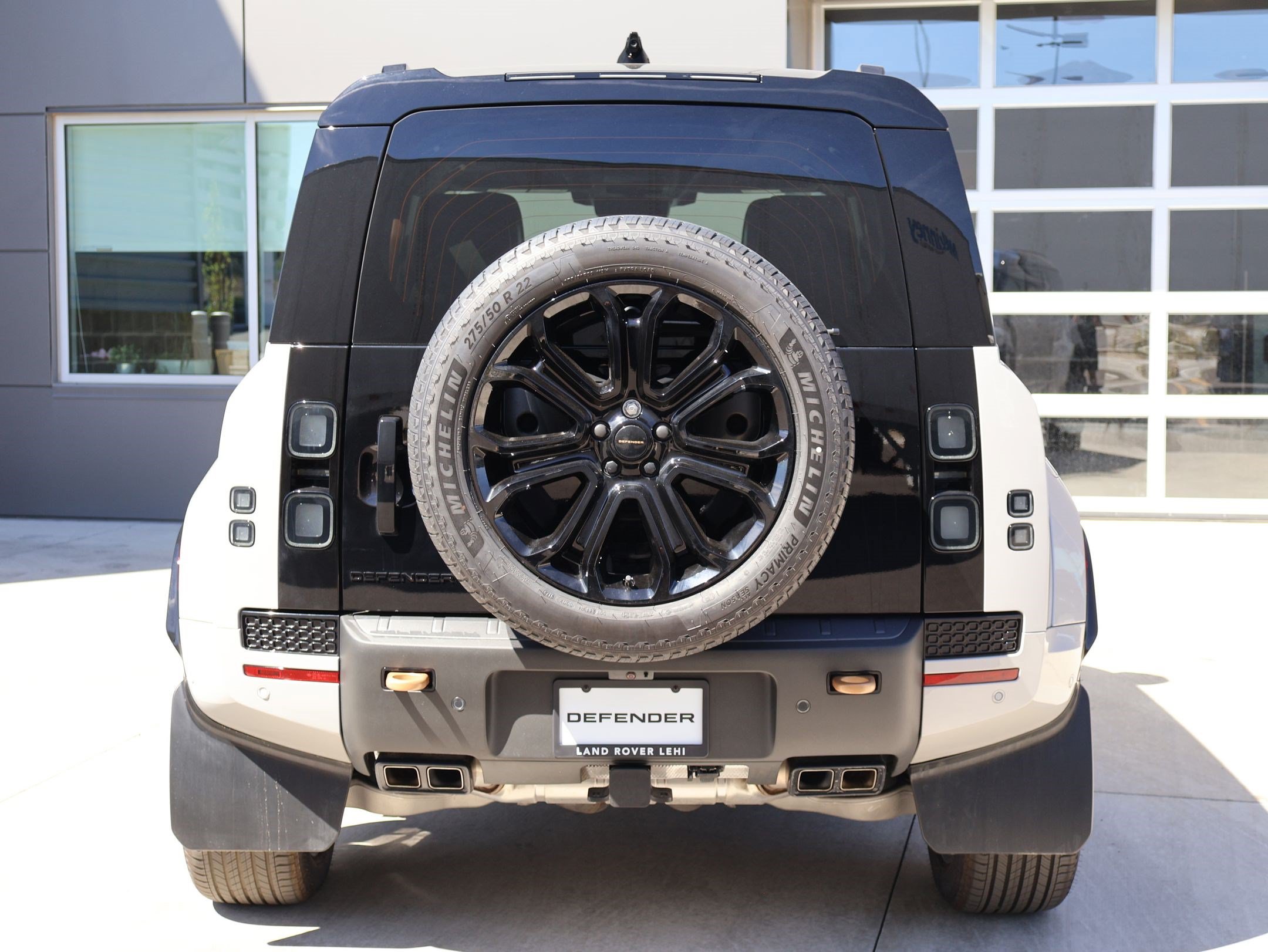 New 2026 Land Rover Defender 110 OCTA AWD/4WD image 7