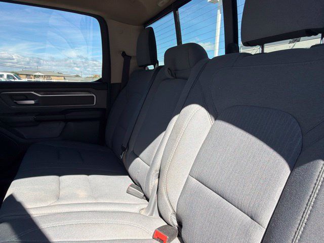 Used 2020 RAM 1500 Big Horn AWD/4WD image 20