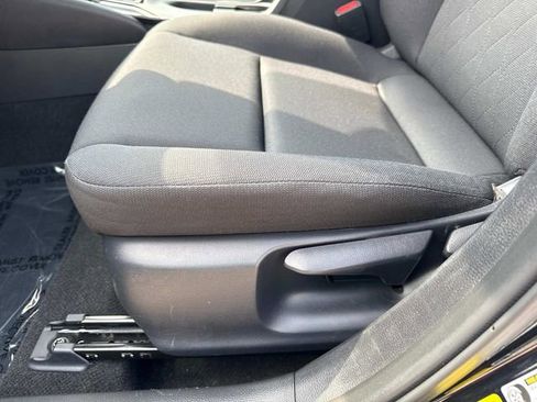 Used 2024 Toyota Corolla LE FWD image 23