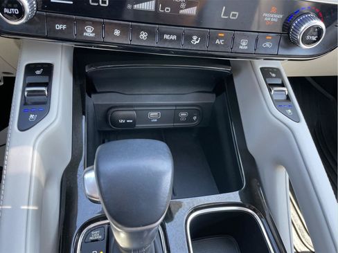 Used 2024 Kia Telluride SX FWD image 32