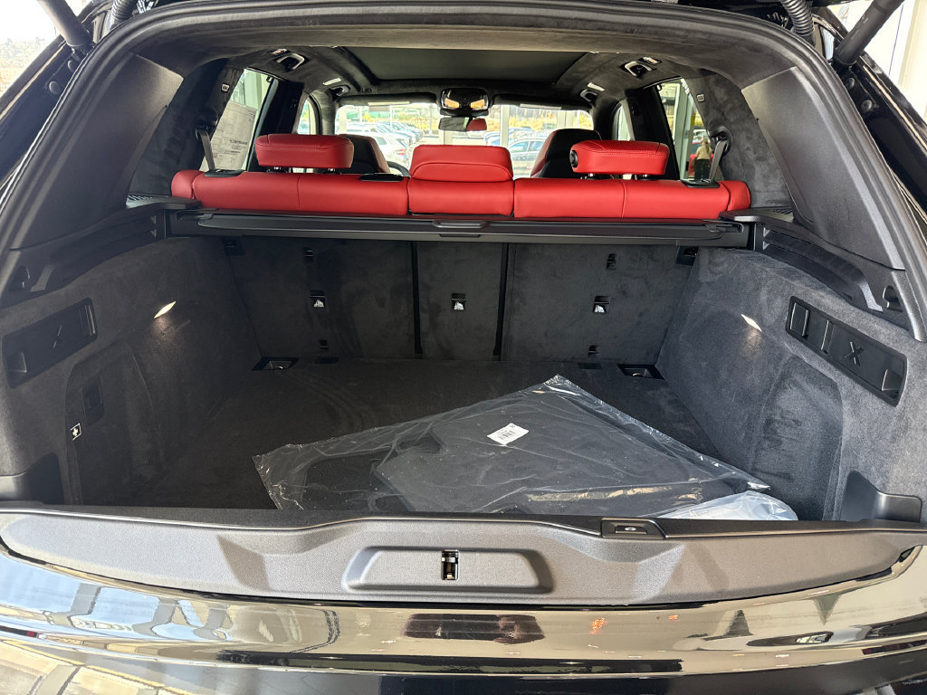 New 2026 BMW X5 M Competition w/ Executive Package AWD/4WD image 9