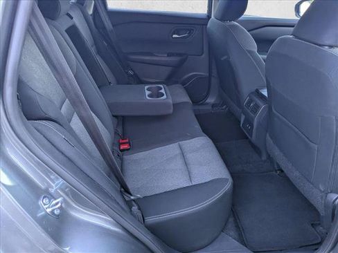 Used 2025 Nissan Rogue SV AWD/4WD image 19