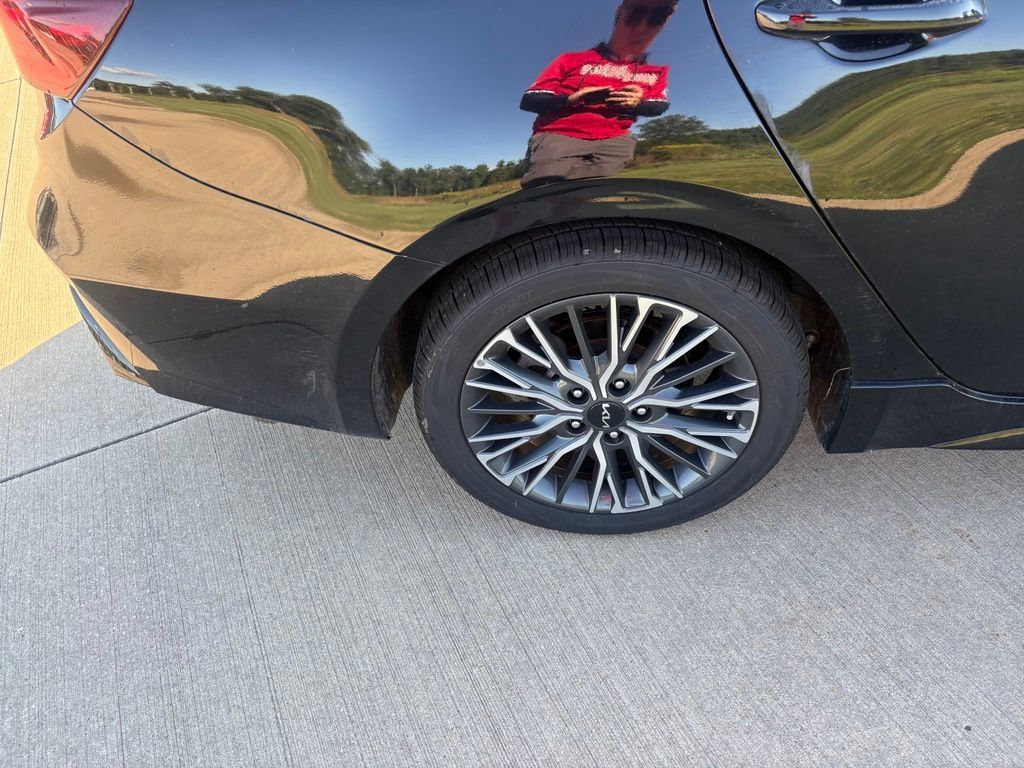 Used 2024 Kia Forte GT-Line FWD image 19