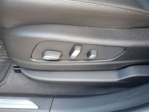 New 2025 Cadillac XT5 Sportv w/ LPO, Floor Liner Package image 7