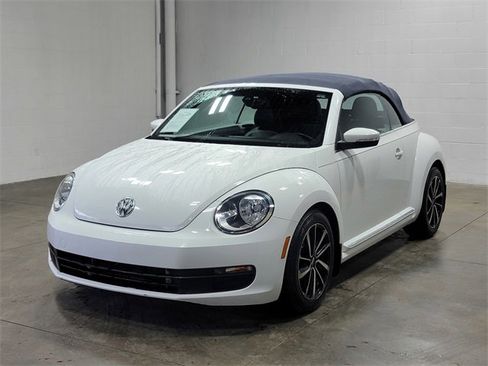 Used 2016 Volkswagen Beetle 1.8T Denim image 2