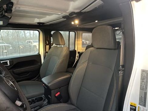 Used 2025 Jeep Wrangler Unlimited Sport S 4xe image 29