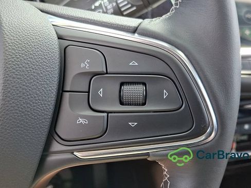 Certified 2023 Buick Encore GX Essence w/ Experience Buick Package FWD image 23