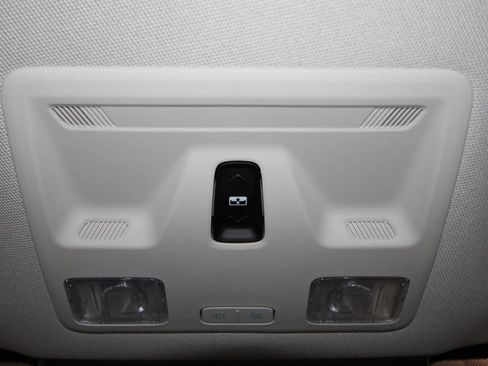 Used 2025 Ford Maverick Lobo image 19