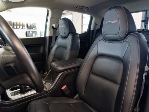 Used 2019 Chevrolet Colorado ZR2 w/ ZR2 Dusk Special Edition image 23