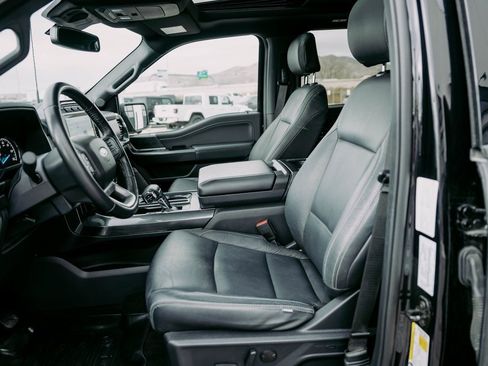 Used 2022 Ford F150 XLT w/ Equipment Group 302A High image 16