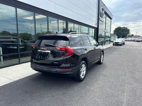 Used 2019 GMC Terrain SLE w/ Driver Convenience Package AWD/4WD image 3