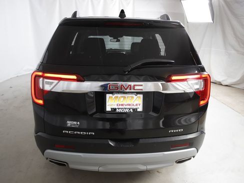 Used 2023 GMC Acadia SLT AWD/4WD image 4