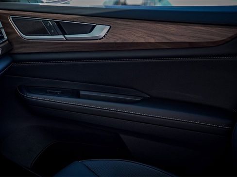 New 2026 Volkswagen Atlas SE image 14