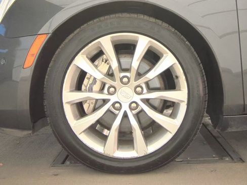 Used 2017 Cadillac XTS Luxury image 9