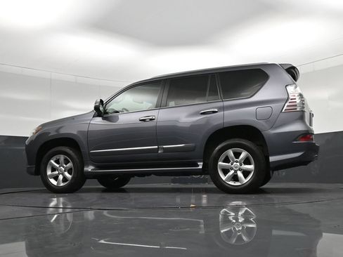 Used 2019 Lexus GX 460 w/ Navigation Package AWD/4WD image 33