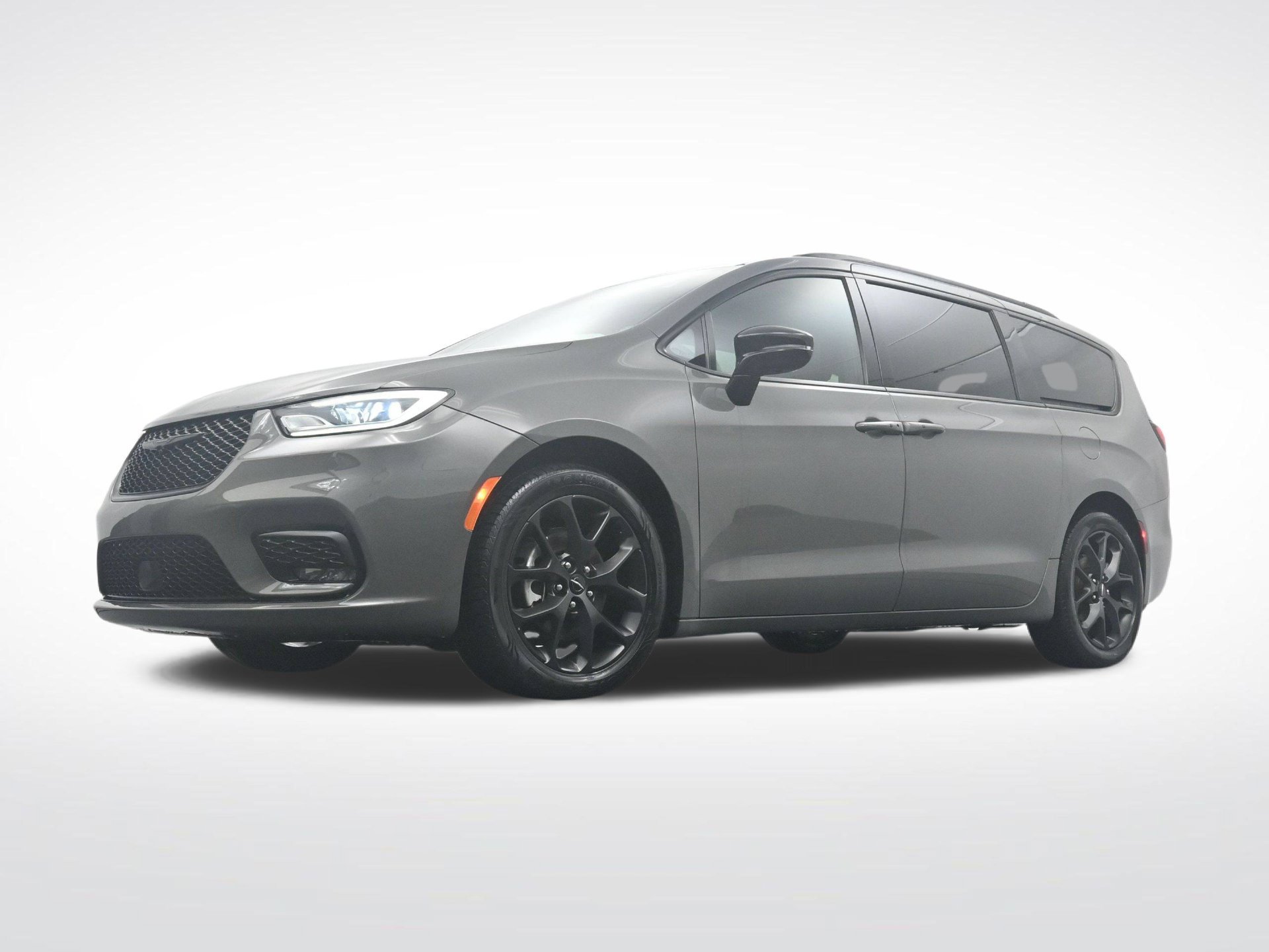 Used 2025 Chrysler Pacifica Limited FWD image 29