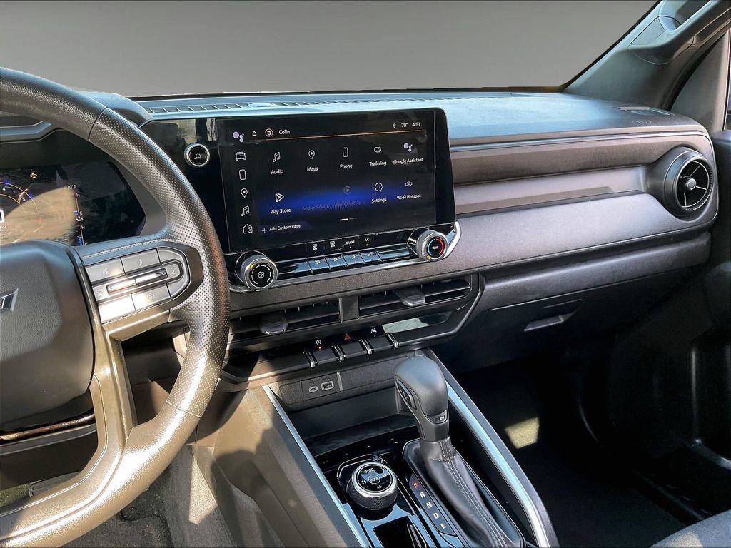 Used 2023 Chevrolet Colorado Trail Boss AWD/4WD image 18