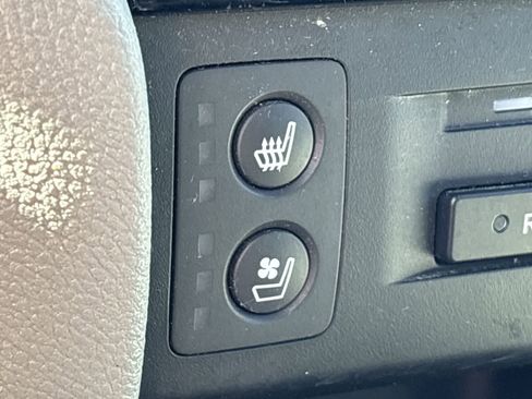 Used 2016 Honda Pilot Elite image 37