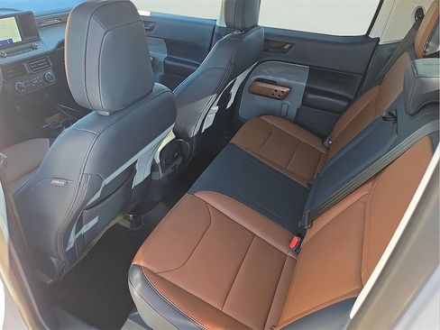 Used 2022 Ford Maverick Lariat w/ Lariat Luxury Package image 9