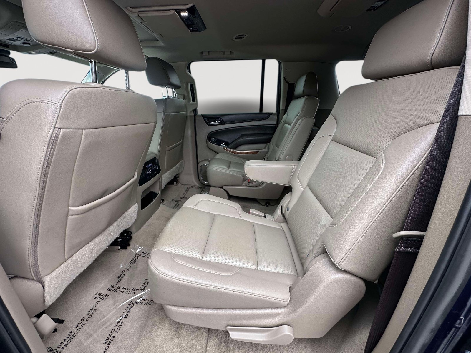 Used 2019 Chevrolet Suburban Premier AWD/4WD image 32