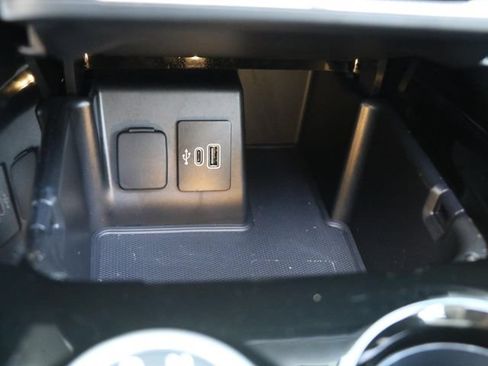 Used 2025 Ford Explorer Platinum w/ LUX Leather Package AWD/4WD image 26