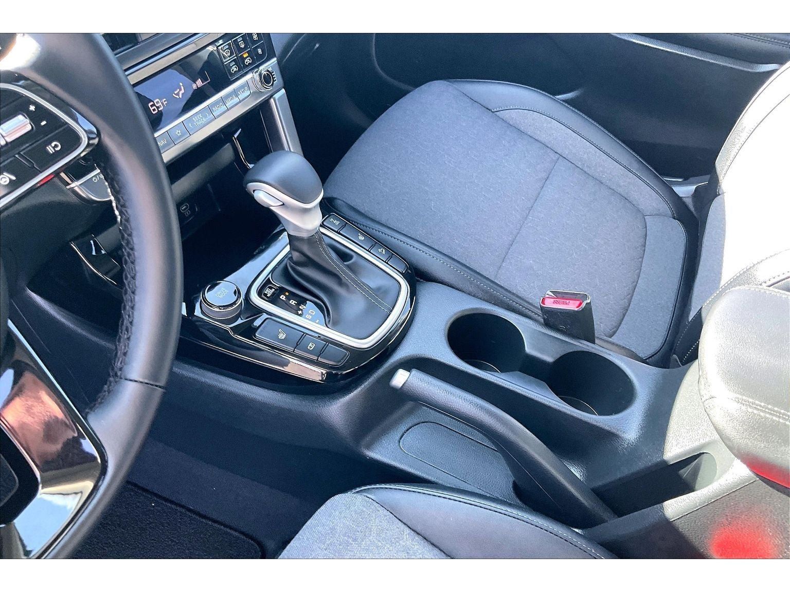 Used 2024 Kia Seltos S AWD/4WD image 19