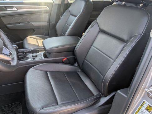 Used 2022 Volkswagen Atlas SEL AWD/4WD image 28