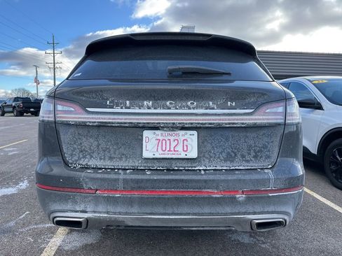 Used 2022 Lincoln Nautilus Reserve w/ Monochromatic Package image 11