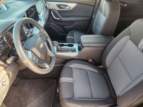 Used 2025 Chevrolet Blazer LT w/ Convenience Package image 14