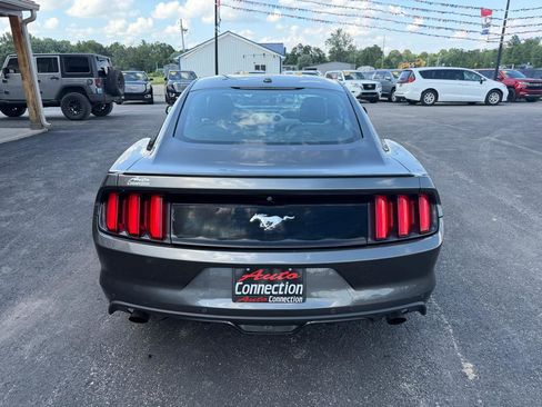 Used 2016 Ford Mustang Premium RWD image 5