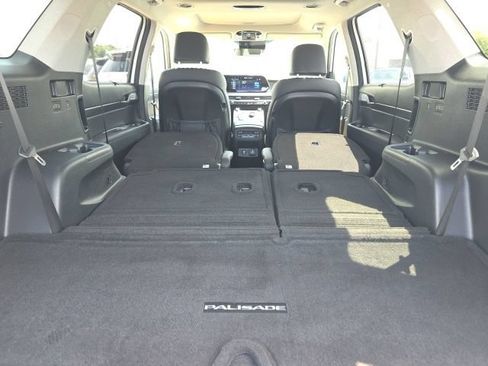 Certified 2023 Hyundai Palisade Limited FWD image 29