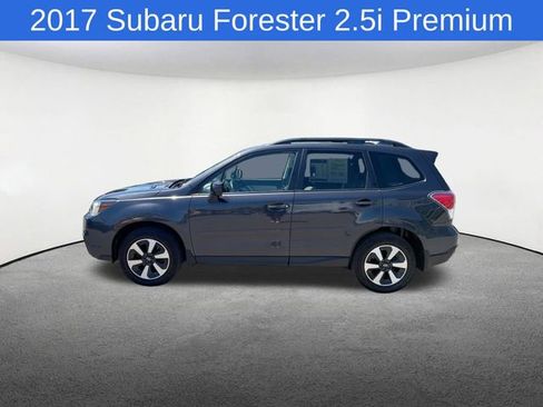 Used 2017 Subaru Forester Limited AWD/4WD image 13