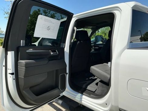 New 2026 Chevrolet Silverado 2500 LT w/ Trail Boss Package AWD/4WD image 17