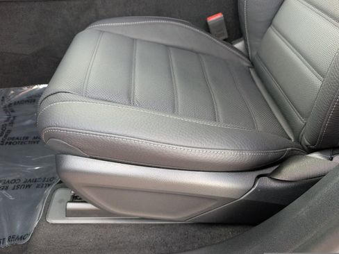 New 2026 Mercedes-Benz GLS 450 4MATIC image 24
