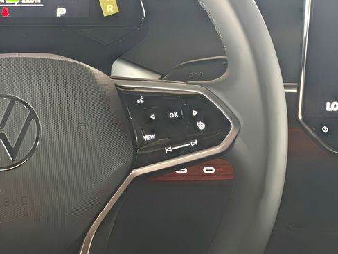 New 2025 Volkswagen ID. Buzz Pro S image 39