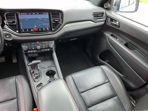 Used 2024 Dodge Durango GT AWD/4WD image 16