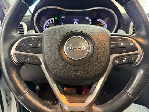 Used 2017 Jeep Grand Cherokee Summit image 13