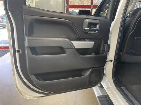 Used 2015 Chevrolet Silverado 2500 LTZ AWD/4WD image 17