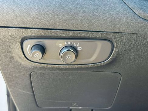 Used 2024 Buick Encore GX Sport Touring w/ Comfort Package AWD/4WD image 18