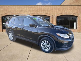 Used 2016 Nissan Rogue SV video 1
