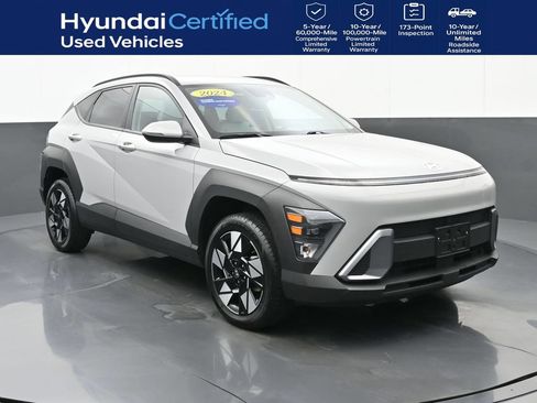 Certified 2024 Hyundai Kona SEL AWD/4WD image 1