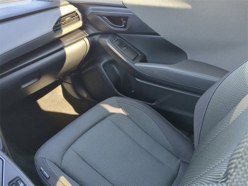 Certified 2024 Subaru Crosstrek 2.0i Premium image 14