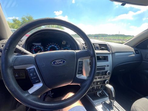 Used 2012 Ford Fusion SE FWD image 16