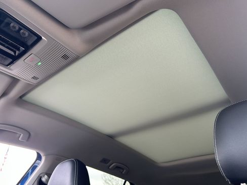 New 2025 Volkswagen Atlas SEL image 15