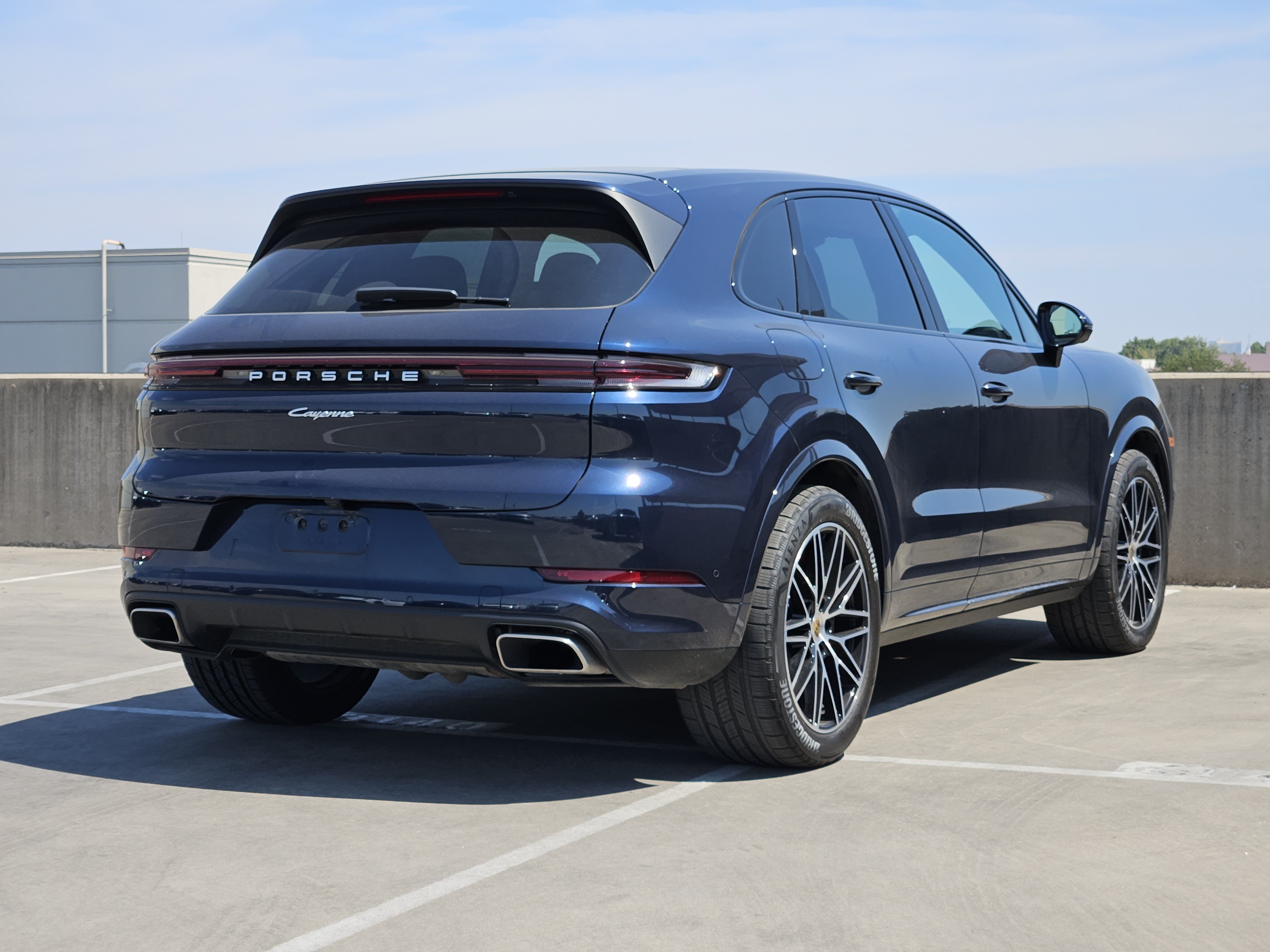 Certified 2024 Porsche Cayenne AWD/4WD image 8