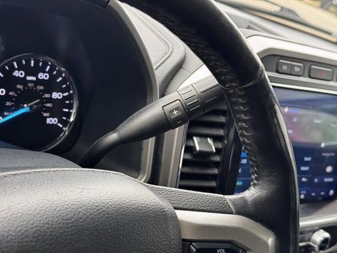 Used 2022 Ford F350 Lariat w/ Chrome Package image 28