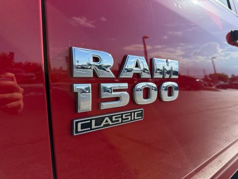 Used 2022 RAM 1500 Classic SLT RWD image 32