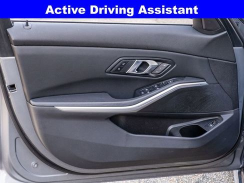 Used 2024 BMW 330i Sedan image 12